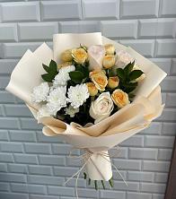 Букет цветов из:  Розы и Хризантемы в Кугеси