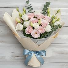 Букет цветов из:  Лизиантусы в Кугеси