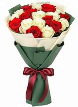 Букет Микс из красных и белых роз #REPLACE_PRED# Кугеси