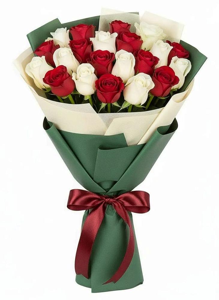 Микс из красных и белых роз в Кугеси Букет Микс из красных и белых роз в Кугеси