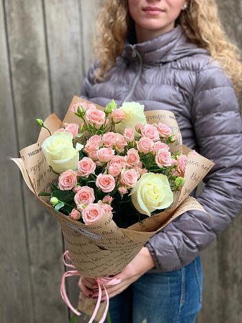 Букет цветов из: Розы в Кугеси