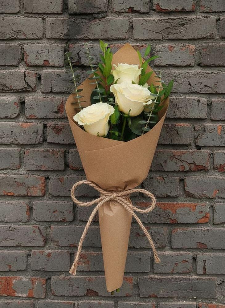 Букет из 3 роз в Кугеси Букет цветов из: Розы в Кугеси
