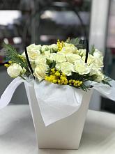 Композиция бриллиант в Кугеси Цветочная композиция из Розы в Кугеси