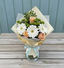 Букет цветов из:  Герберы, Розы и Хризантемы в Кугеси