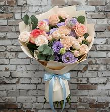 Букет цветов из:  Розы, Лизиантусы и Гвоздики в Кугеси